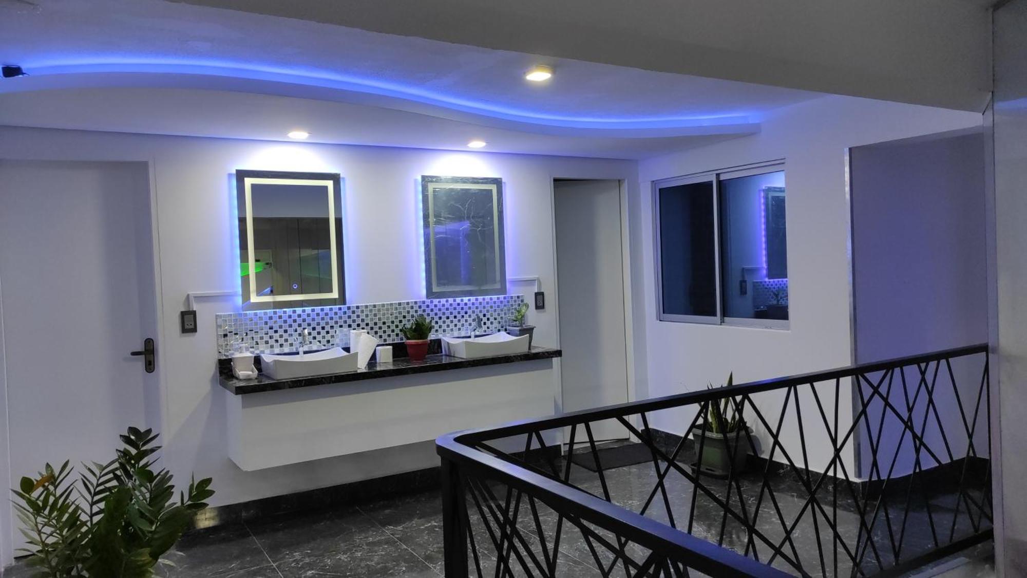 Edificio David Aparthotel โคบิฮา ภายนอก รูปภาพ